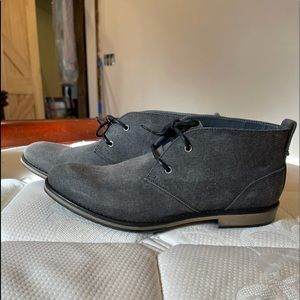 Men’s shoes size 10.5